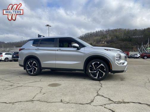 2022 Mitsubishi Outlander SE 2.5 2WD