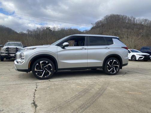 2022 Mitsubishi Outlander SE 2.5 2WD