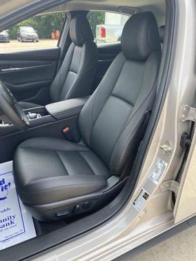 2025 Mazda Mazda3 FWD w/Preferred Package