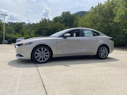 2025 Mazda Mazda3 FWD w/Preferred Package