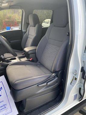 2024 Nissan Frontier S