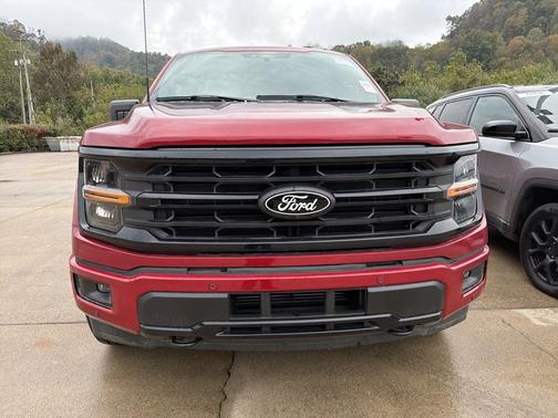 Rapid Red Metallic Tinted Clearcoat 2024 Ford F-150 XLT