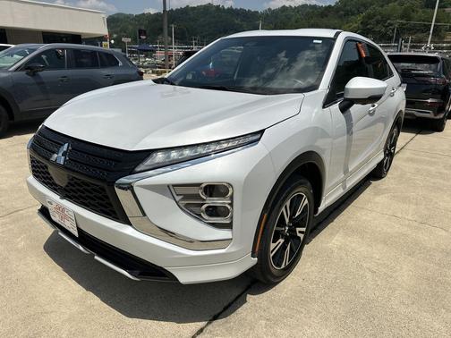 White Diamond 2025 Mitsubishi Eclipse Cross SEL