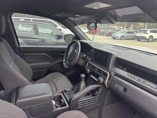 2024 Toyota Tacoma SR