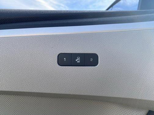 2011 Chevrolet Traverse LTZ