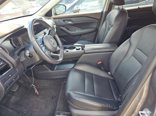 Gun Metallic 2023 Nissan Rogue SL