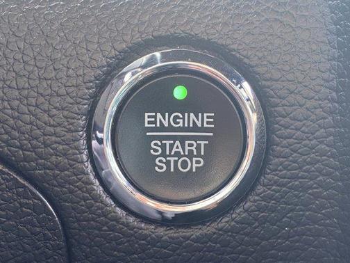 2016 Lincoln Navigator Select