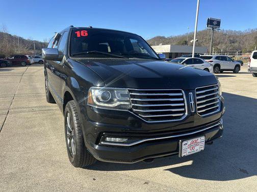 2016 Lincoln Navigator Select