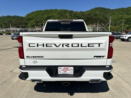 Summit White 2022 Chevrolet Silverado 1500 RST
