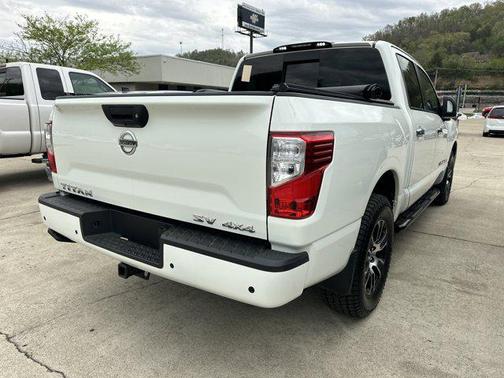 2020 Nissan Titan SV