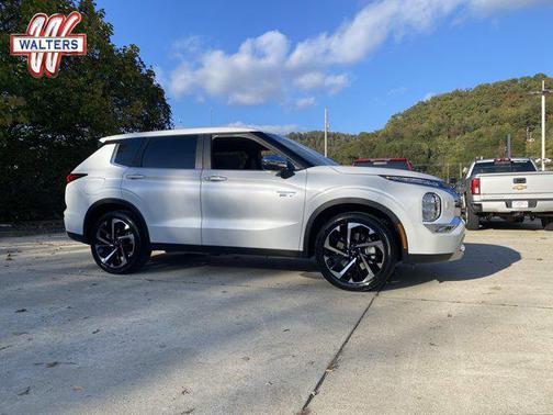 2025 Mitsubishi Outlander PHEV SE S-AWC