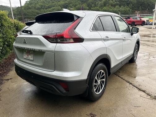 White Diamond 2026 Mitsubishi Eclipse Cross ES