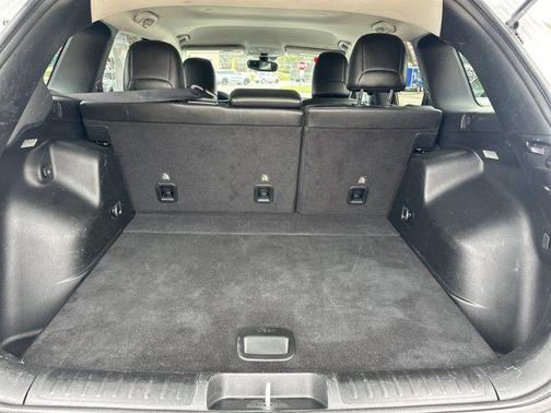 2023 Jeep Cherokee Altitude