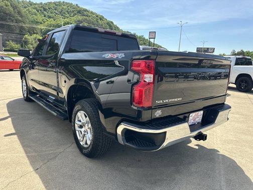 Black 2024 Chevrolet Silverado 1500 LT