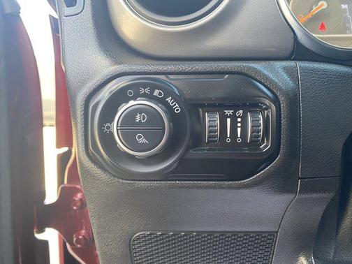 2021 Jeep Gladiator Willys 4x4