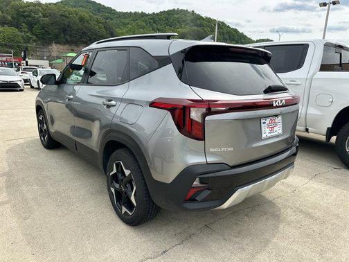 Steel Gray 2025 Kia Seltos S
