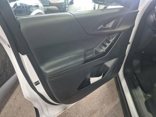 Summit White 2025 Chevrolet Equinox 1LT