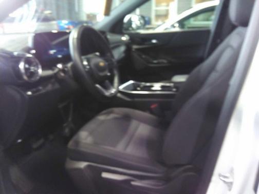 Summit White 2025 Chevrolet Equinox 1LT