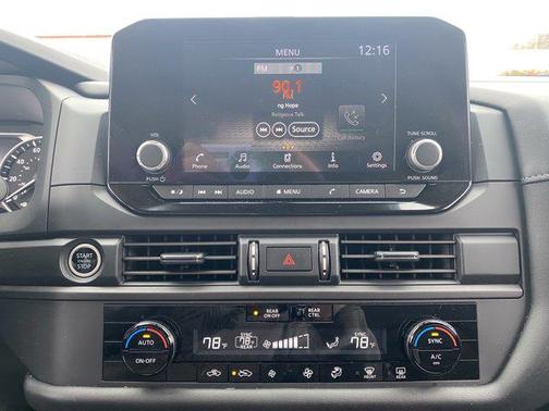 2024 Nissan Pathfinder S 4WD