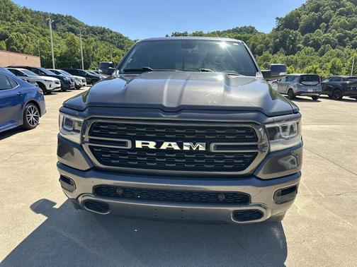 Granite Crystal Metallic Clearcoat 2022 RAM 1500 Big Horn/Lone Star