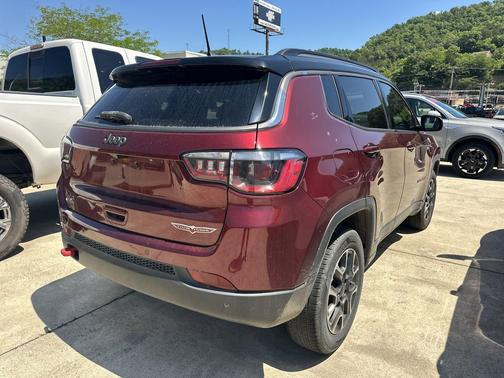 Velvet Red Pearlcoat 2021 Jeep Compass Trailhawk