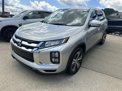 Alloy Silver Metallic 2026 Mitsubishi Outlander Sport SE