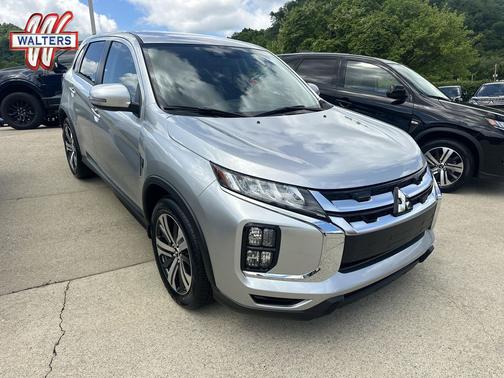 Alloy Silver Metallic 2026 Mitsubishi Outlander Sport SE