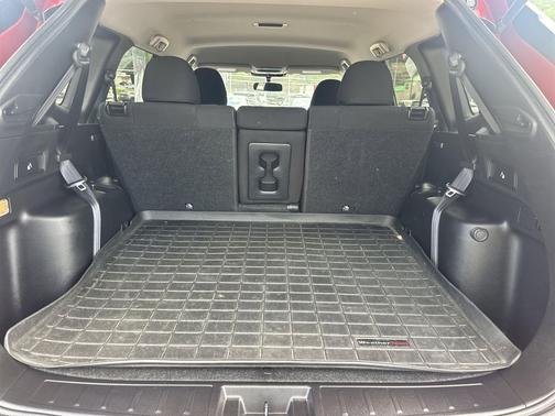 Red Diamond 2023 Mitsubishi Outlander ES S-AWC