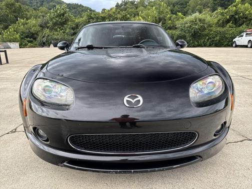 Brilliant Black 2008 Mazda MX-5 Miata Grand Touring
