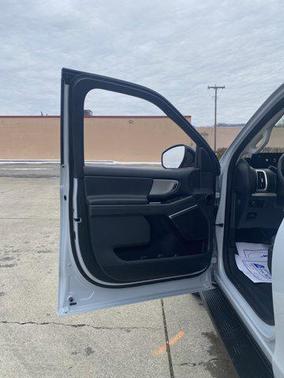 2025 Ford Expedition Max Active 4x4