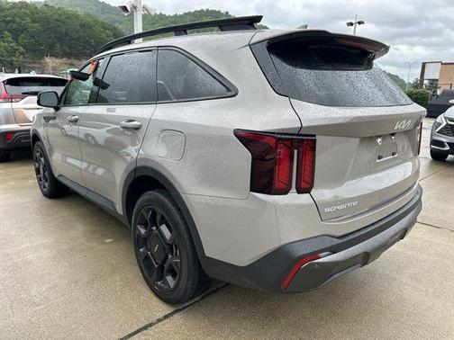 Road Rider Brown 2024 Kia Sorento EX