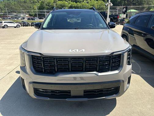 Road Rider Brown 2024 Kia Sorento EX