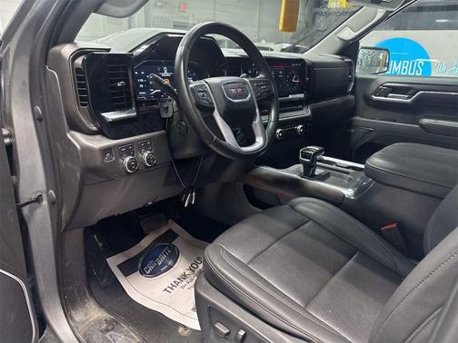 Sterling Metallic 2023 GMC Sierra 1500 SLT