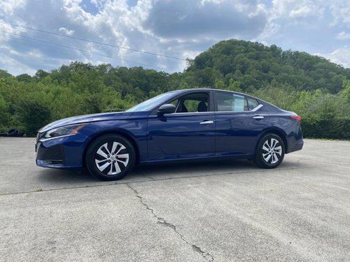 2024 Nissan Altima S FWD