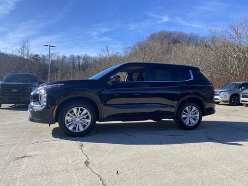 2026 Mitsubishi Outlander ES 2.5 2WD