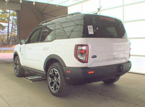 Oxford White 2025 Ford Bronco Sport Outer Banks