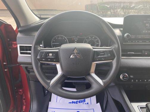 2022 Mitsubishi Outlander ES 2.5 S-AWC