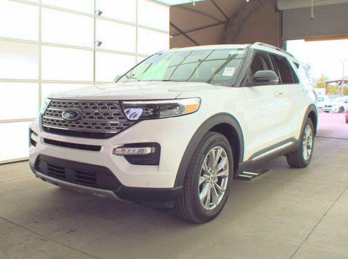 Star White Metallic Tri-Coat 2023 Ford Explorer Limited