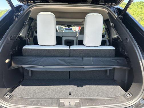 Black Diamond/Alloy Silver Roof 2025 Mitsubishi Outlander SEL 2.5 S-AWC