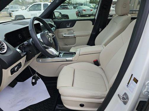 2025 Mercedes-Benz GLB 250 4MATIC