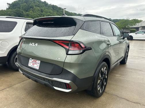 Jungle Green 2023 Kia Sportage X-Line