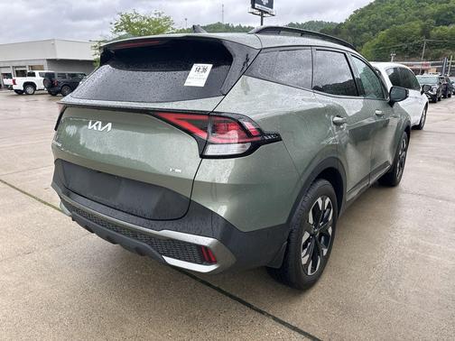 Jungle Green 2023 Kia Sportage X-Line