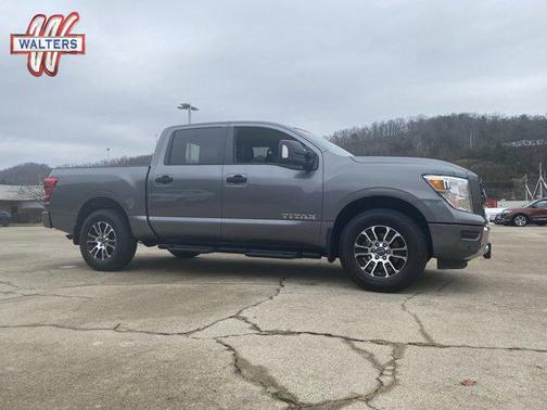 2024 Nissan Titan SV