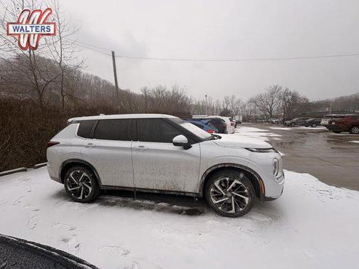 2022 Mitsubishi Outlander ES 2.5 S-AWC