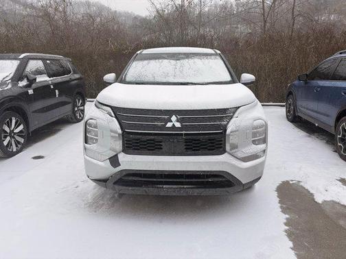 2022 Mitsubishi Outlander ES 2.5 S-AWC