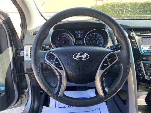 2016 Hyundai Elantra GT Base
