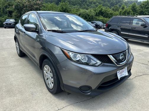 Gun Metallic 2019 Nissan Rogue Sport S