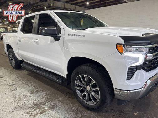 Summit White 2023 Chevrolet Silverado 1500 LT