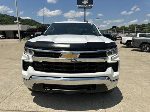 Summit White 2023 Chevrolet Silverado 1500 LT