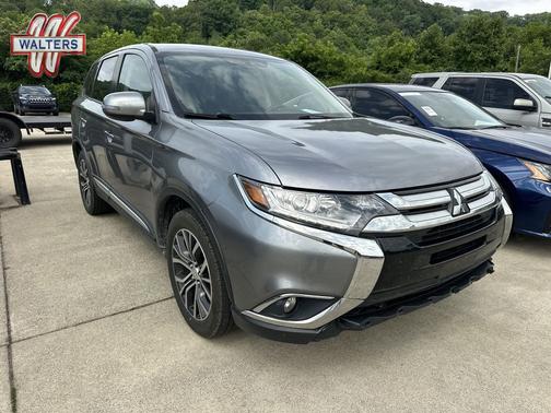 Mercury Gray Metallic 2018 Mitsubishi Outlander SE S-AWC